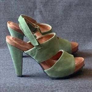 BACIO 61 Vandoies Green Suede Leather Platform Cuban Heels